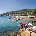 Casa de Férias Cozy Home In Matulji With Sauna Opatija