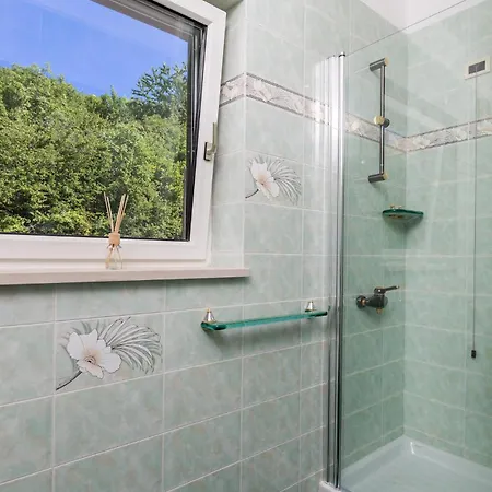 Pet Friendly In Matulji With Sauna Опатия