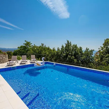 Pet Friendly In Matulji With Sauna *