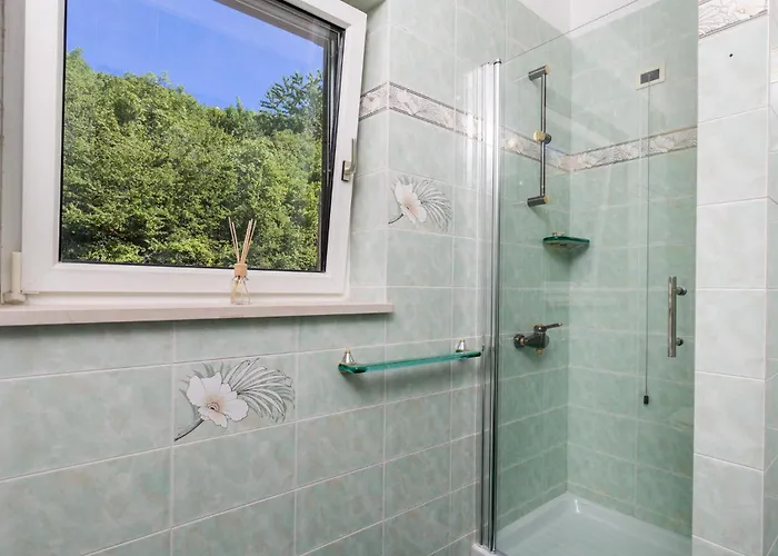 Pet Friendly In Matulji With Sauna 오파티아