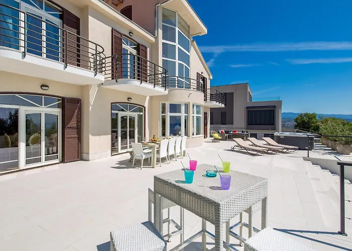 Pet Friendly In Matulji With Sauna