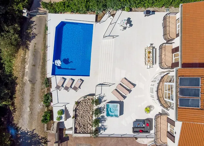 Pet Friendly In Matulji With Sauna *